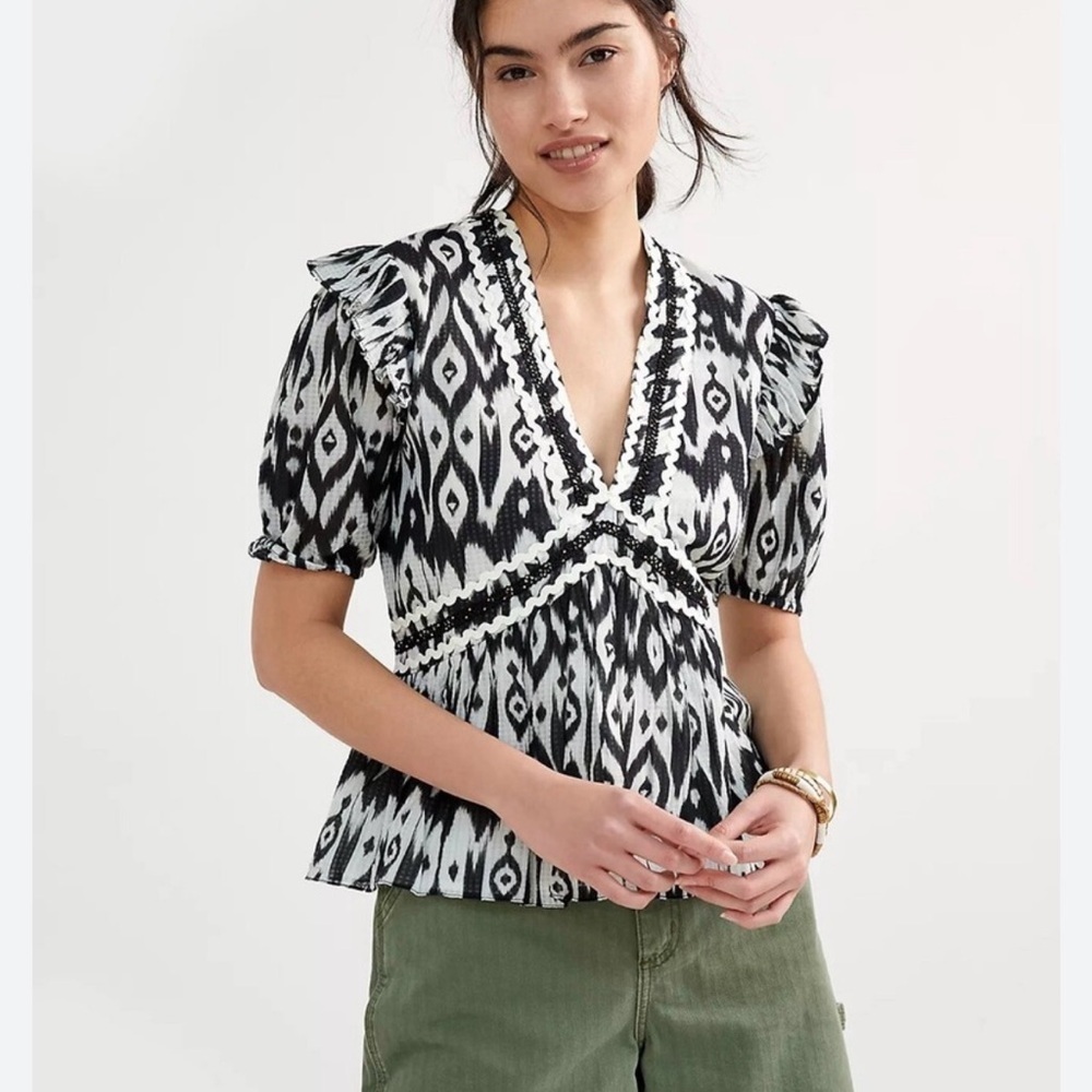 Verb by Pallavi Singhee Ikat Abstract Peplum V-Neck Top Black White Blouse L